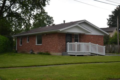 515 Willard Ave, Elgin, IL 60120 photo 2