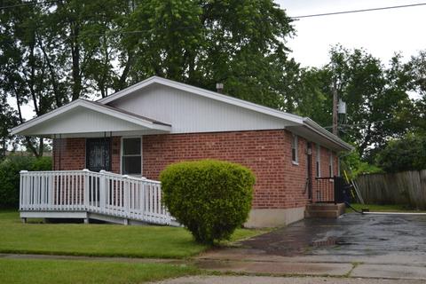 515 Willard Ave, Elgin, IL 60120 photo 1