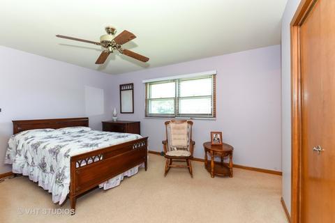 1932 Lin Lor Ln, Elgin, IL 60123 photo 4