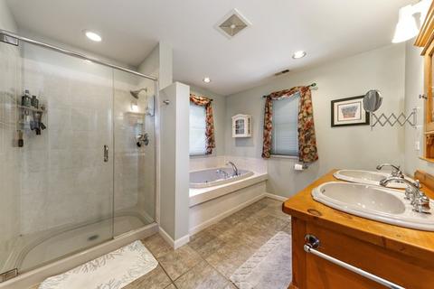 218 E Oneida Ave, Elmhurst, IL 60126 photo 18