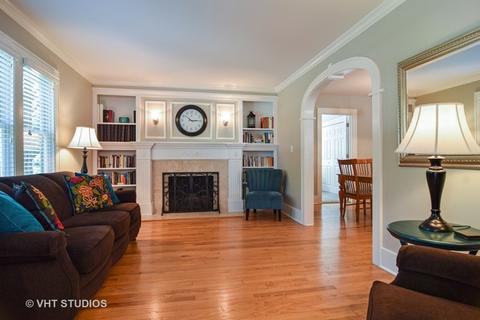 712 E Indiana St, Wheaton, IL 60187 photo 2