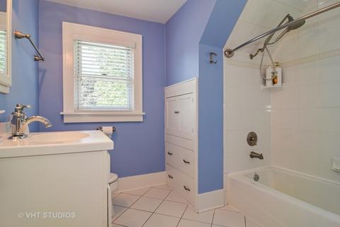 712 E Indiana St, Wheaton, IL 60187 photo 14