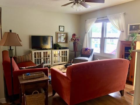 519 Devonshire St, Dixon, IL 61021 photo 5