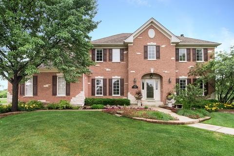 250 Pleasant Dr, Bartlett, IL 60103 photo 1
