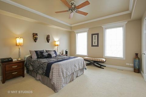 140 Kimball St, Elgin, IL 60120 photo 9