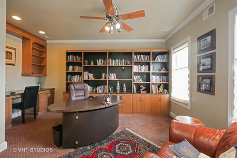 140 Kimball St, Elgin, IL 60120 photo 2