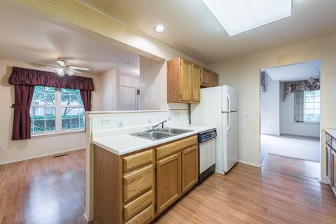 426 Cromwell Cir #1, Bartlett, IL 60103 photo 10