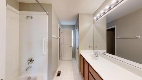 145 Sunflower Ln, Bartlett, IL 60103 photo 34