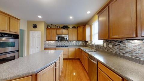 145 Sunflower Ln, Bartlett, IL 60103 photo 17