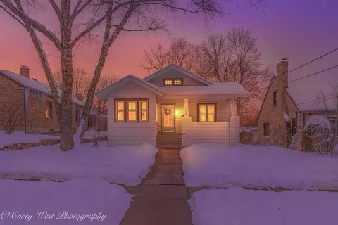 606 Paris Ave, Rockford, IL 61107