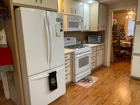 2004 Wall St, Murphysboro, IL 62966 photo 17