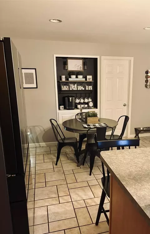 821 E 6th St, Centralia, IL 62801 photo 5
