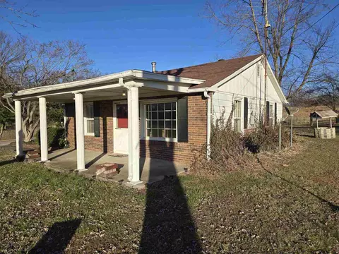 550 Old Broughton Rd, Eldorado, IL 62930 photo 2
