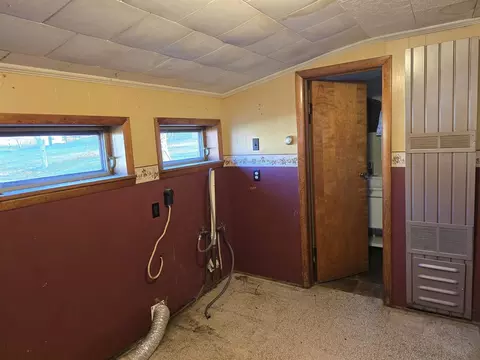 550 Old Broughton Rd, Eldorado, IL 62930 photo 17