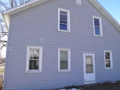 202 Jefferson St, Buffalo, IA 52728