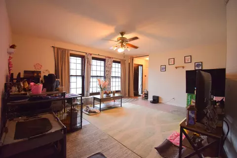 Living - 69 Cherry Dr, Mount Vernon, IL 62864 photo 4 of 4