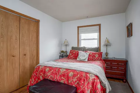 114 N 9 St, Eldridge, IA 52748 photo 14