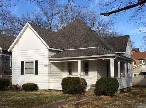 310 W Cherry St, Carbondale, IL 62901