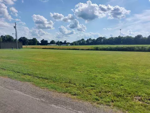 1701 Triangle St, Mount Vernon, IL 62864