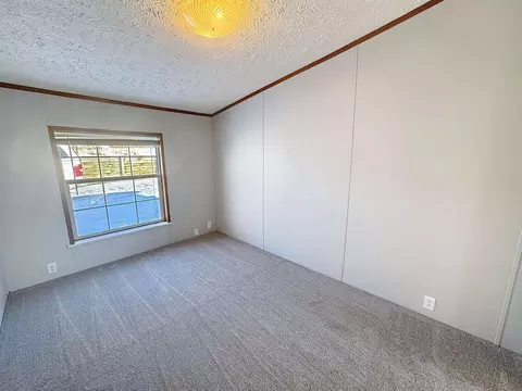 Bedroom - 1739 120th Ave, Aledo, IL 61231 photo 3 of 8