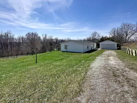Exterior - 1739 120th Ave, Aledo, IL 61231 photo 2 of 5