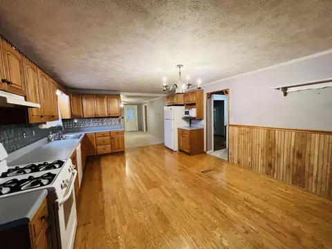 Kitchen - 191 W Davis St, Equality, IL 62934 photo 4 of 4