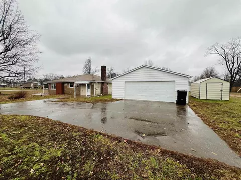 Exterior - 191 W Davis St, Equality, IL 62934 photo 3 of 6