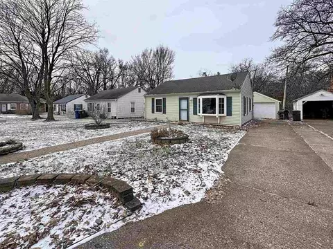 1213 29th Ave Ct, Moline, IL 61265 photo 3