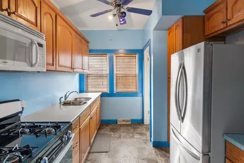 Kitchen - 2334 5th St, Moline, IL 61265 photo 1 of 1