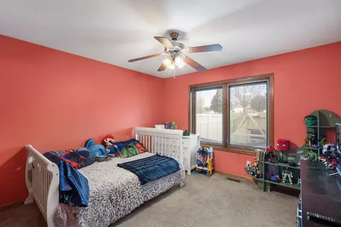 18 Nicholas Ct, Eldridge, IA 52748 photo 30