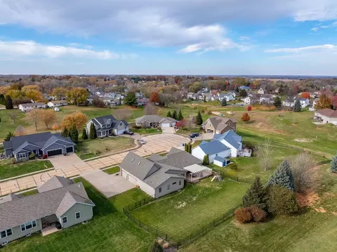 18 Nicholas Ct, Eldridge, IA 52748 photo 63