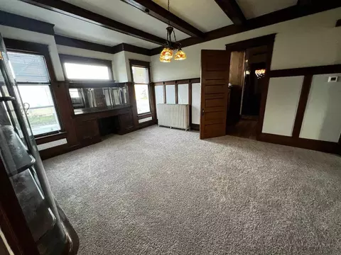 Living - 2602 6th Ave, Moline, IL 61265 photo 4 of 5