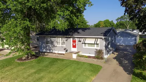 2123 N Gayman Ave, Davenport, IA 52804