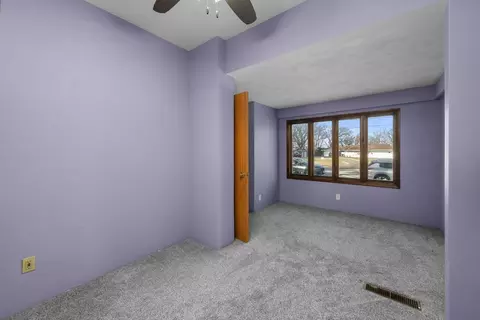 Bedroom - 5108 6th Ave, Moline, IL 61265 photo 1 of 3