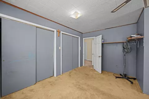 Bedroom - 2701 47th St, Moline, IL 61265 photo 7 of 9