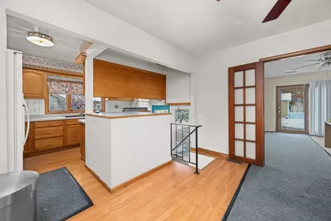 Entry Way - 2701 47th St, Moline, IL 61265 photo 1 of 2