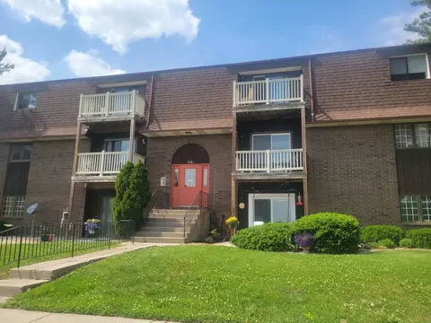 1249 48th Ave #19, East Moline, IL 61244