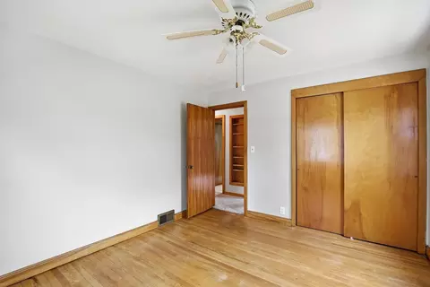1923 31st Street A St, Moline, IL 61265 photo 12