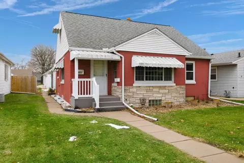 1923 31st Street A St, Moline, IL 61265