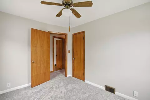 1923 31st Street A St, Moline, IL 61265 photo 15