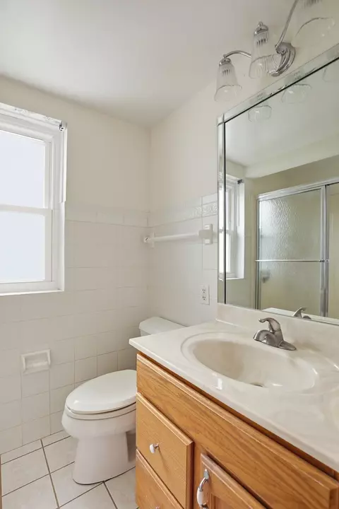 1923 31st Street A St, Moline, IL 61265 photo 17