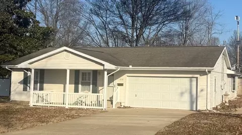 410 Red Howerton St, Carterville, IL 62918