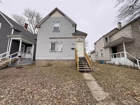 1518 W 2nd St, Davenport, IA 52802