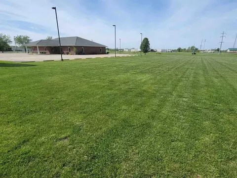 00 E 12th St E, Flora, IL 62839 photo 10