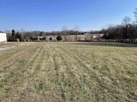 tbd Tulip Ln, Vienna, IL 62960