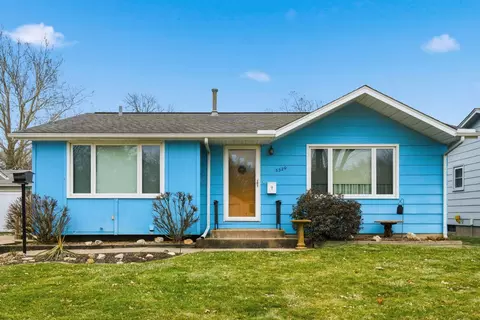 3320 Kennedy Dr, East Moline, IL 61244