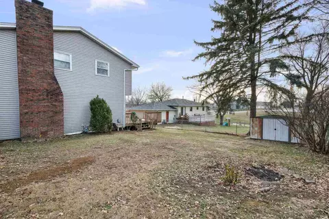 Exterior - 111 Hillside Dr, Park View, IA 52748 photo 5 of 7
