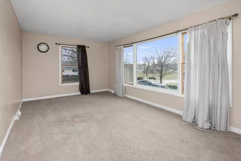 Living - 111 Hillside Dr, Park View, IA 52748 photo 4 of 4