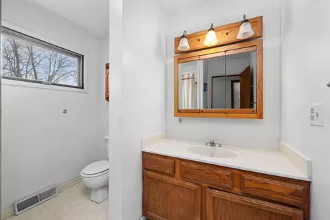 Bath - 111 Hillside Dr, Park View, IA 52748 photo 2 of 2