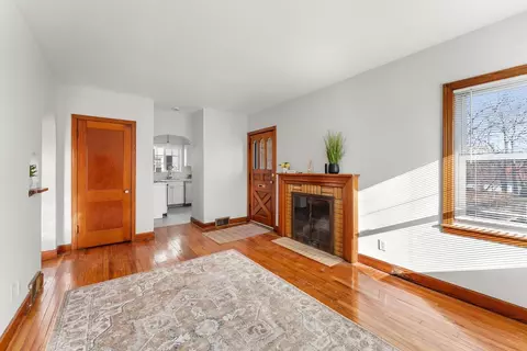 2341 33rd St, Moline, IL 61265 photo 4